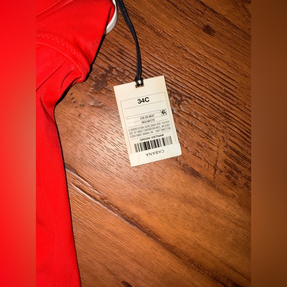 NWT Red and White Shade and Shore One Piece Swimsuit Size: 34C - Picture 3 of 7